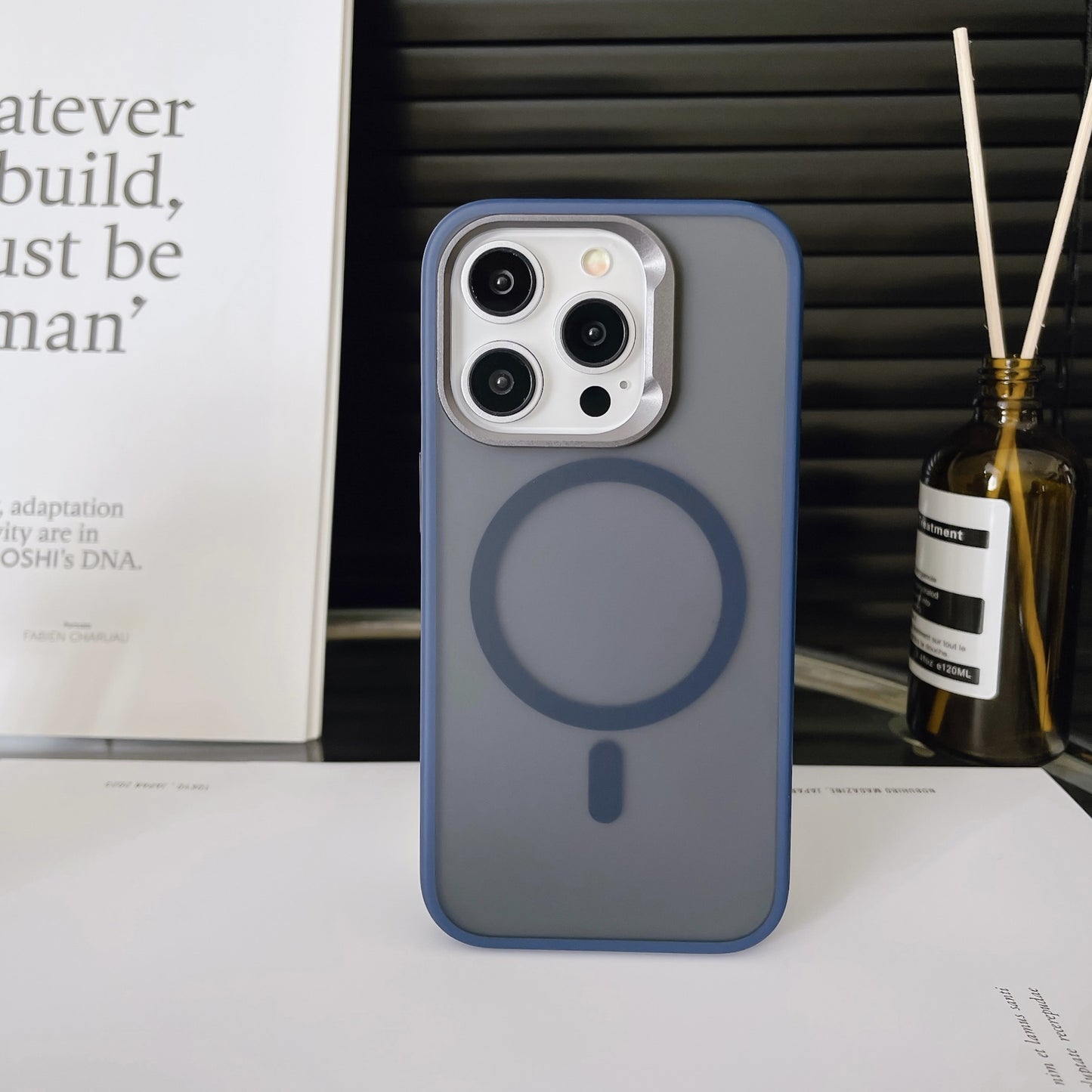 iPhone 16 Pro Magnetic Phone Case